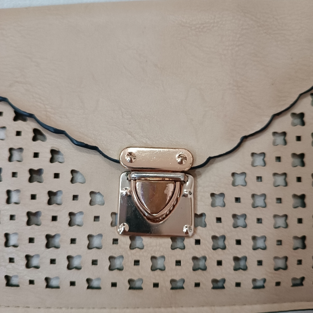 Sold🚫Sling and wallet set - Picture 5 of 12